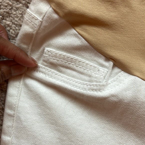 White Time and Tru Maternity Skinny Jeans - Picture 5 of 8